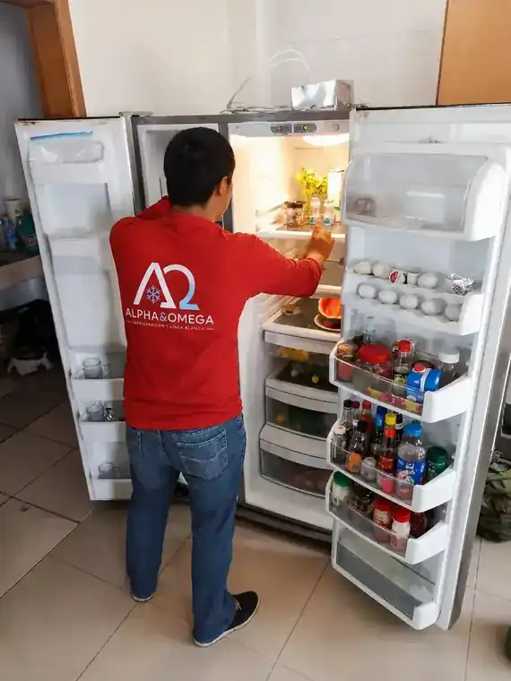 Revisión de refrigerador side by side a domicilio